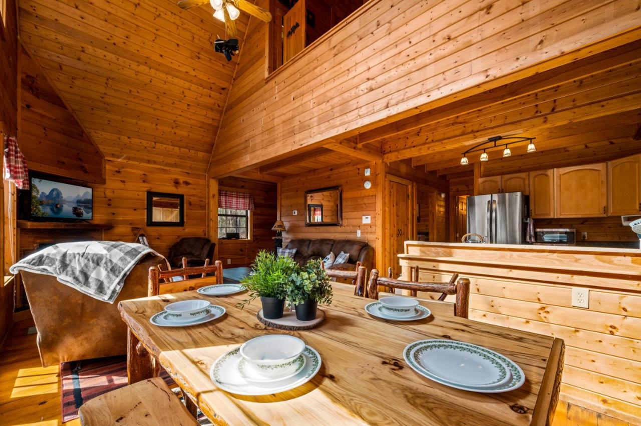 Great Smoky Mountains Cabin!, Secluded, Pet-Kid Friendly! Sevierville Eksteriør billede
